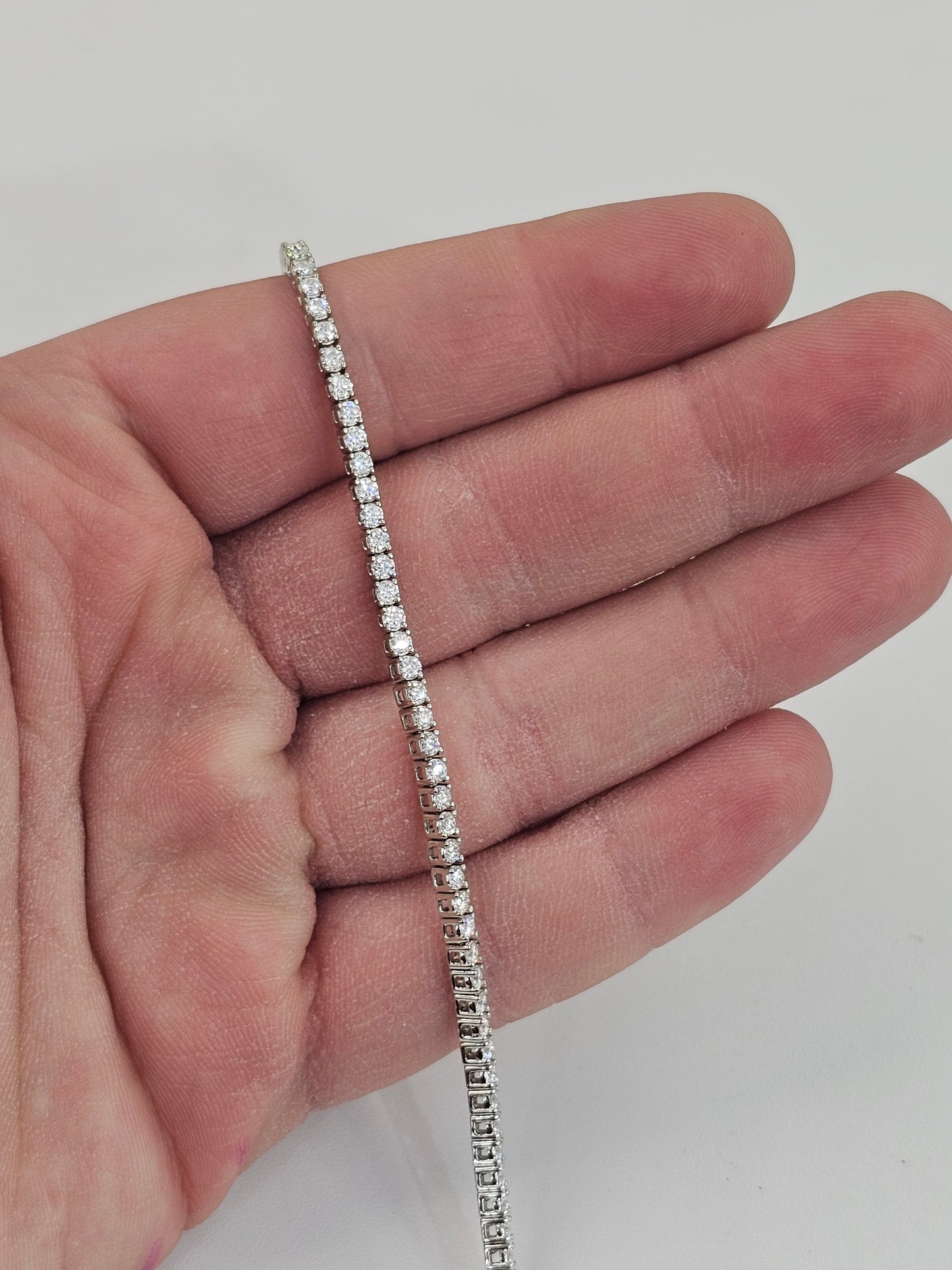 Silver VVS 2.19cttw Moissanite Tennis Bracelet