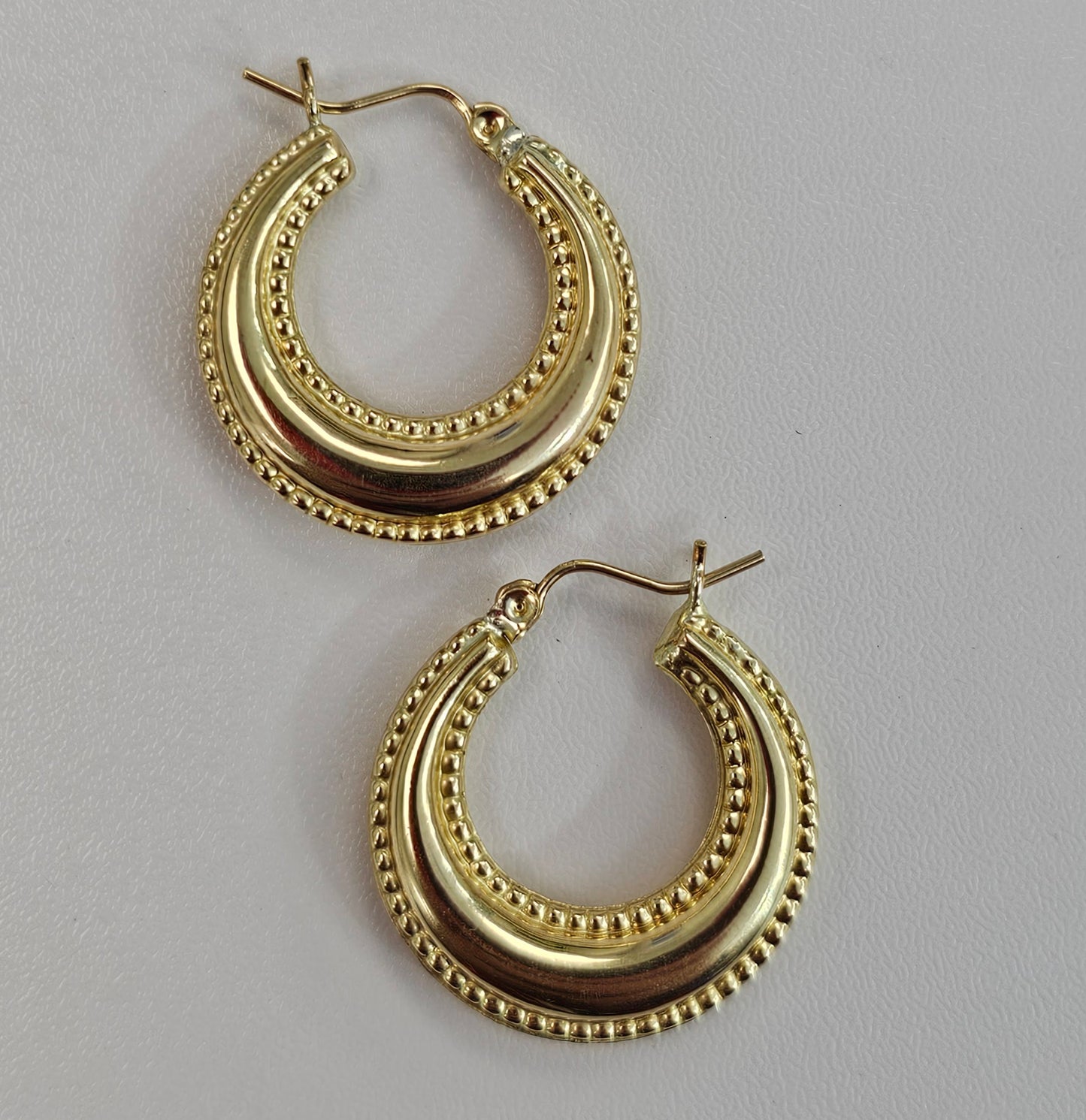 10kt Gold Bead Design Hoop Earrings