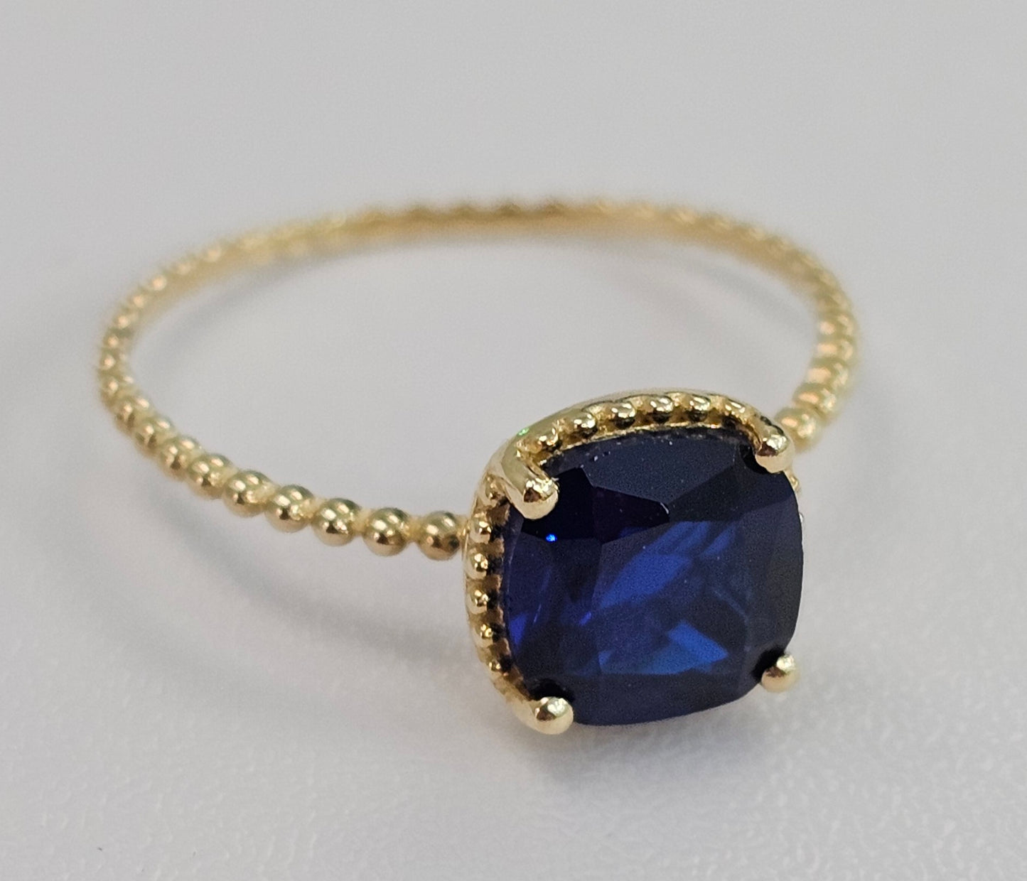 10kt Gold September Birthstone Ring