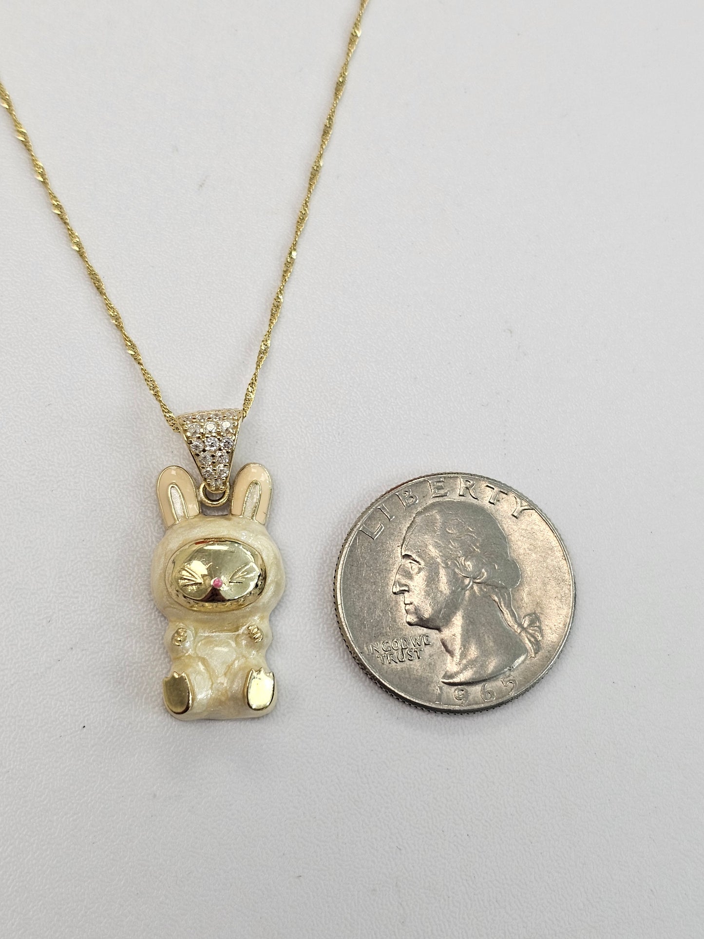 10kt Gold White Labu necklace