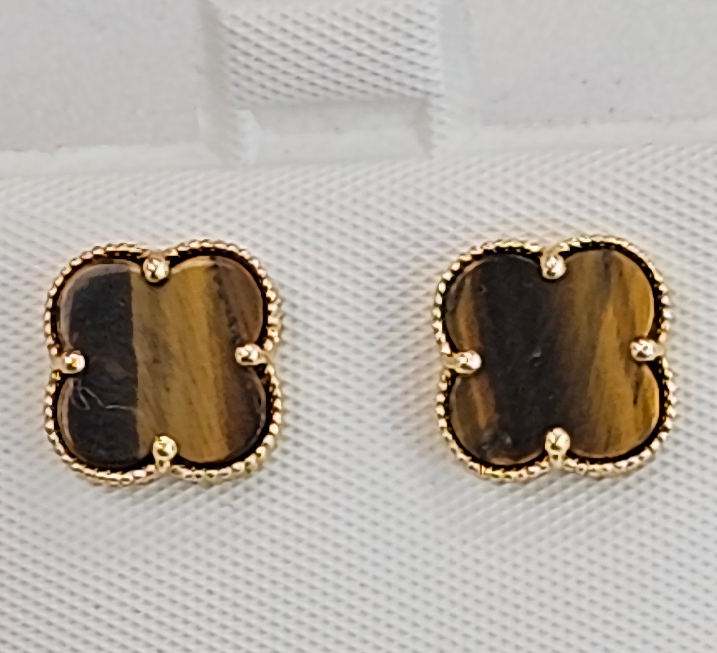 10kt Gold Brown Striped Clover Earrings