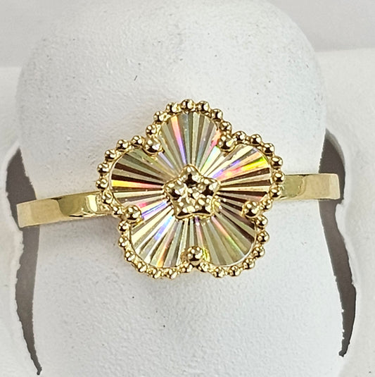 10kt Gold Flower Ring
