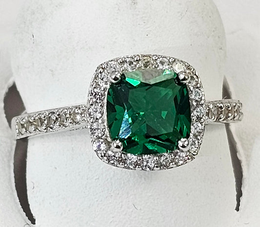 Silver Ring With Cushion Shape Green CZ