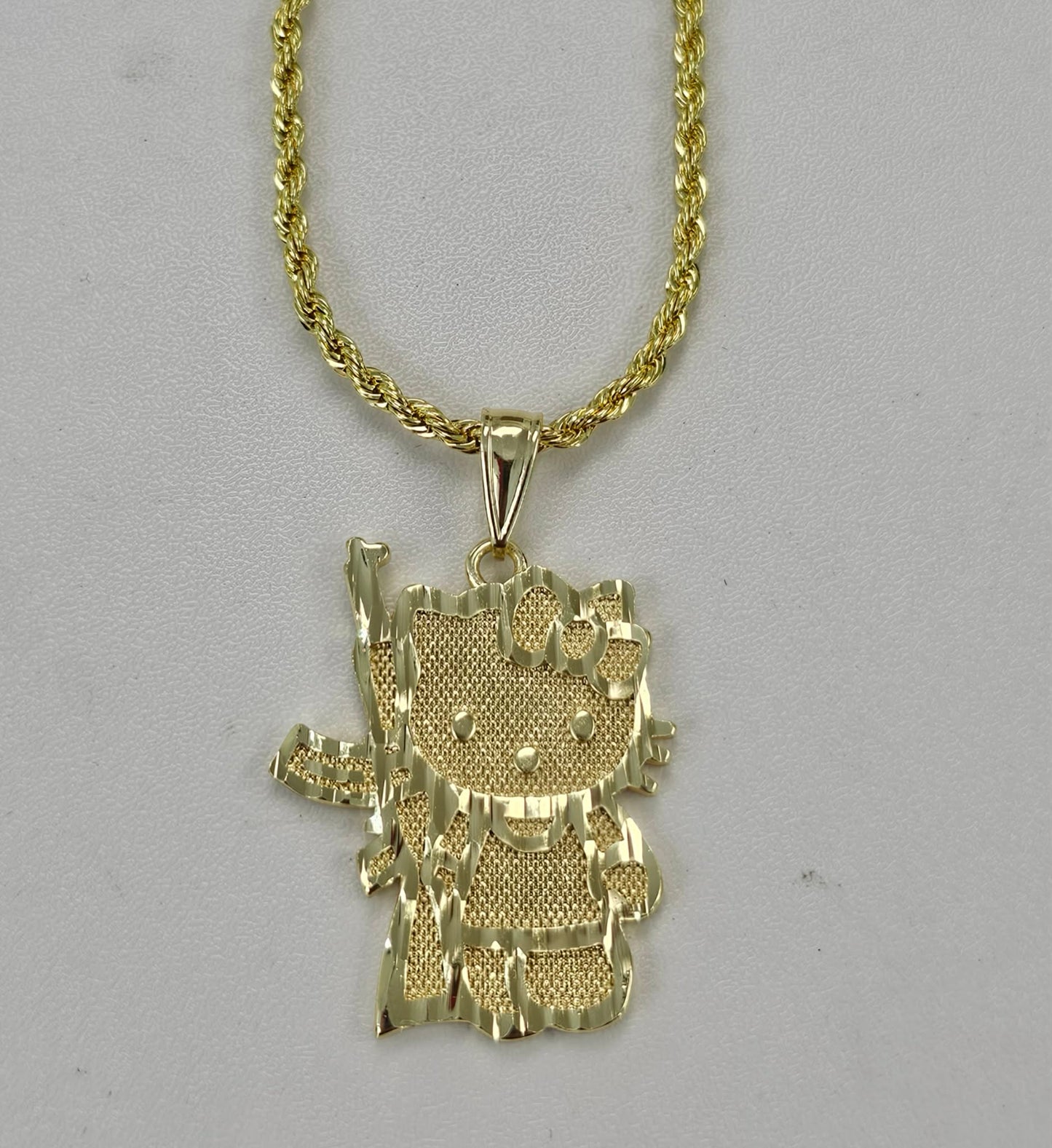 Strapped Kitty Pendant With Necklace